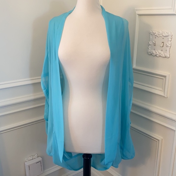 Kooey by Sherri Lee Other - Kooey by Sherri Lee Silk Cocoon Kimono